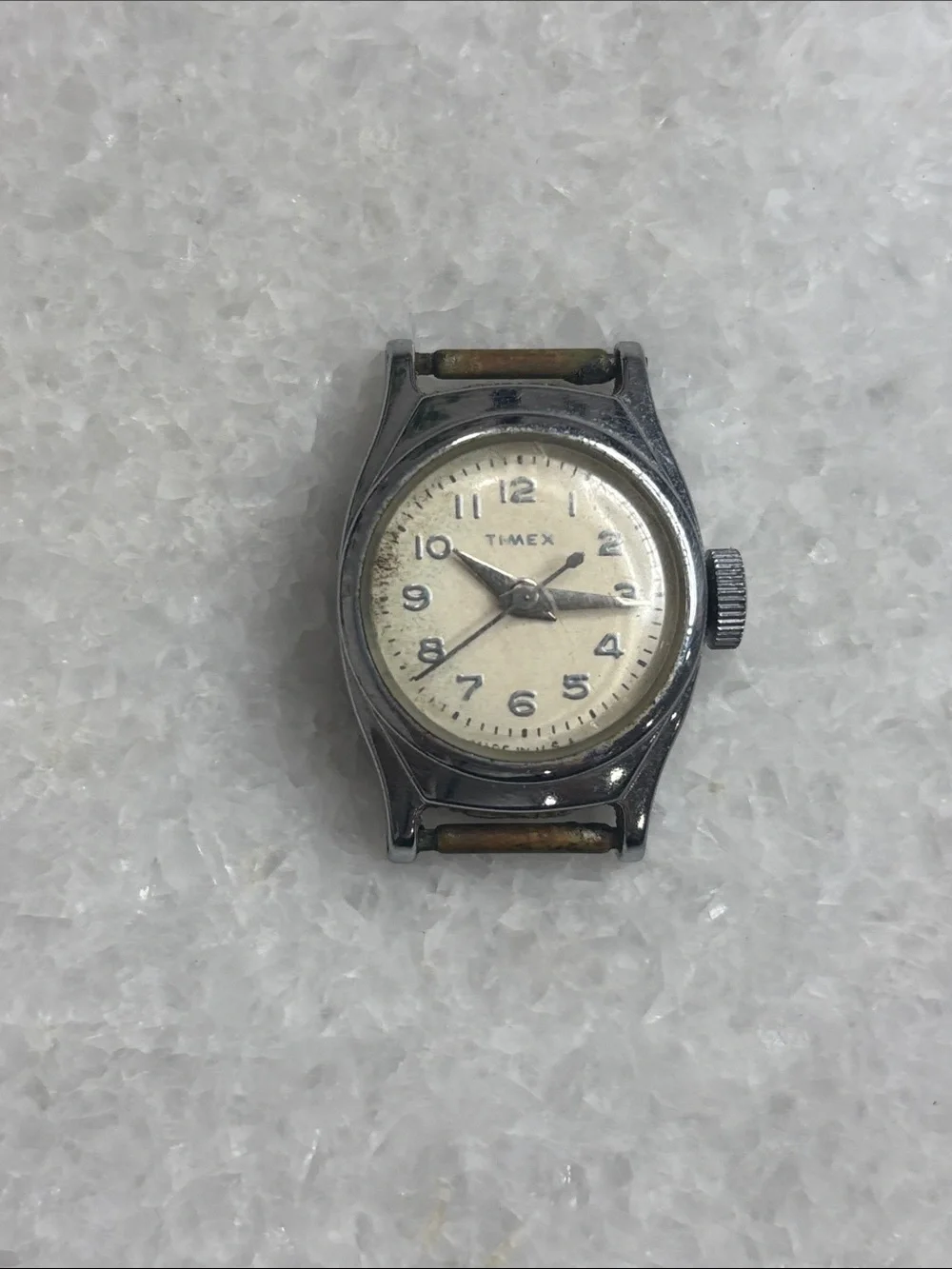 Vintage Timex Unisex Cream Dial Field Watch | Gold plated bezel, stainless steel